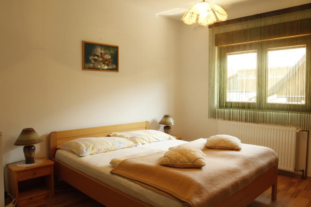 Hotel House Drakulic Korenica Exteriér fotografie