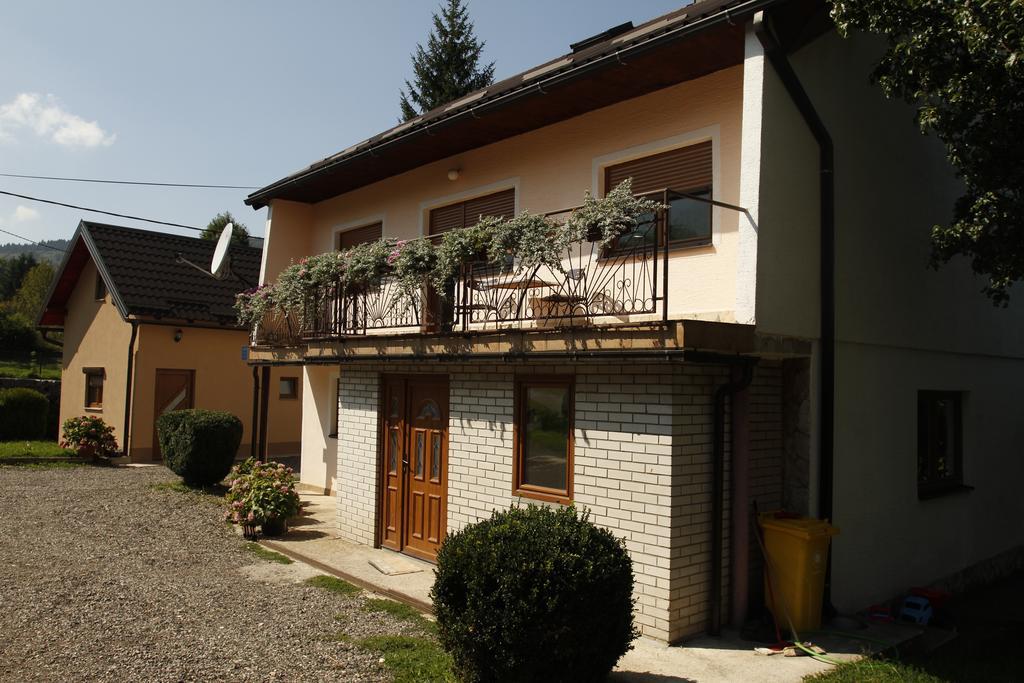 Hotel House Drakulic Korenica Exteriér fotografie