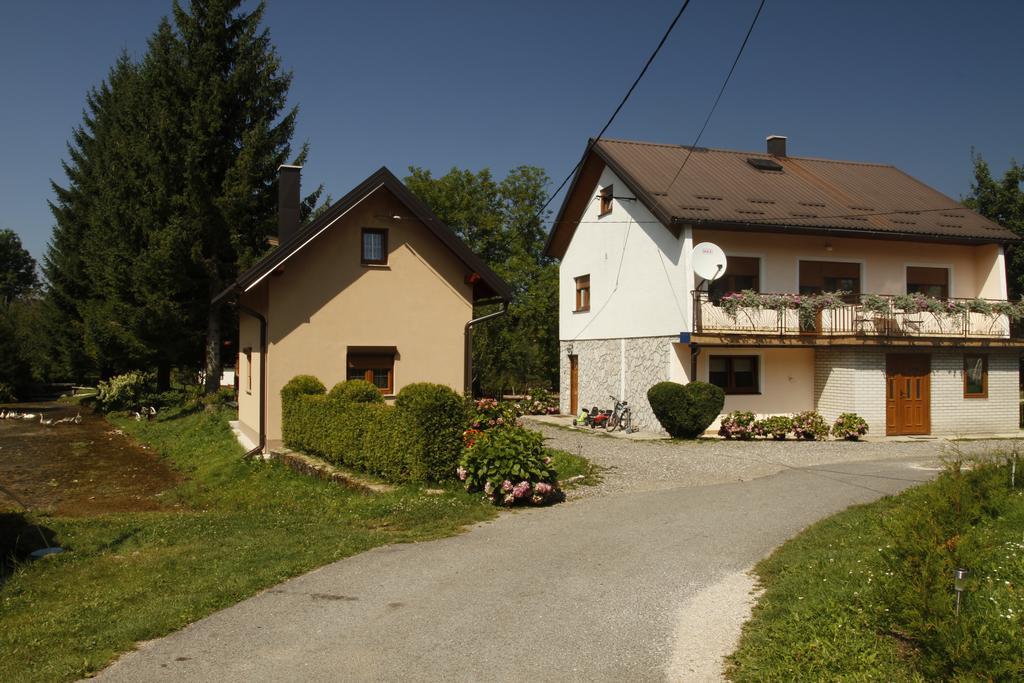 Hotel House Drakulic Korenica Exteriér fotografie